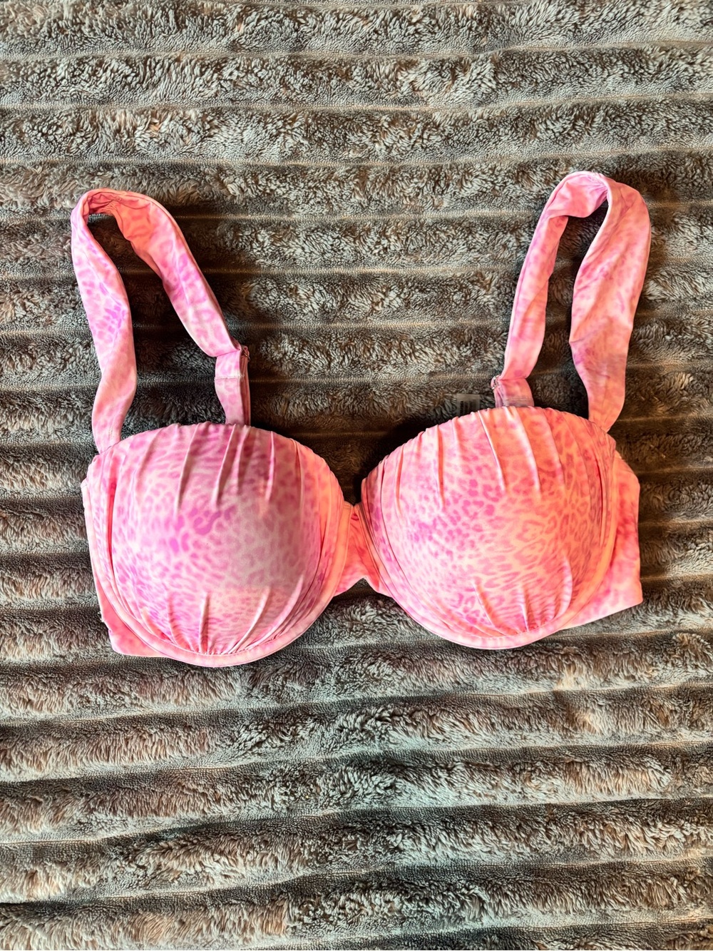 Victoria Secrete PINK Pink Leopard Print Padded Bikini Top Small DD